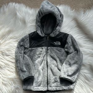 The North Face Oso zip up fleece